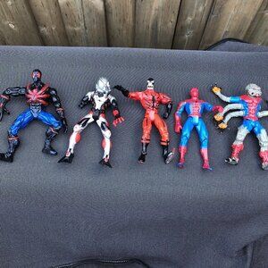 LOT OF 5 Vintage 1997 Marvel Spiderman Action Figures